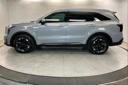 Wolf Gray 2024 Kia Sorento S