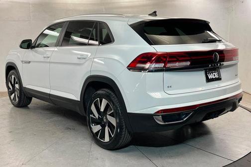 Pure White 2025 Volkswagen Atlas Cross Sport 2.0T SE w/Technology 4MOTION