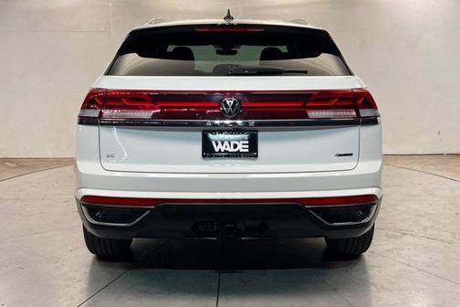 Pure White 2025 Volkswagen Atlas Cross Sport 2.0T SE w/Technology 4MOTION