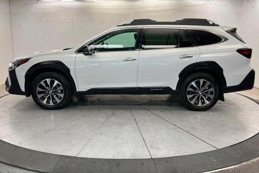 Crystal White Pearl 2024 Subaru Outback Touring XT
