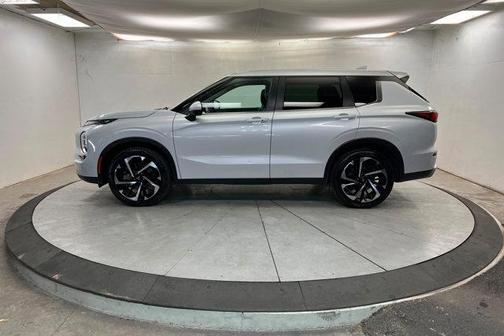 2024 Mitsubishi Outlander SE 2.5 2WD