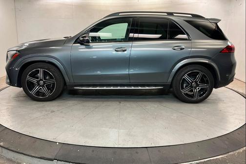 Selenite Grey Metallic 2026 Mercedes-Benz GLE 450 4MATIC