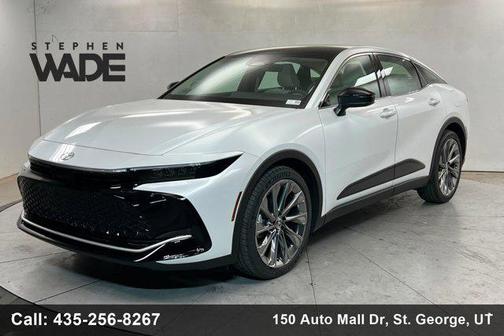 Oxygen White 2026 Toyota Crown Limited