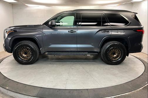 Magnetic Gray Metallic 2023 Toyota Sequoia SR5
