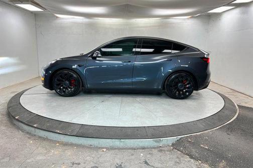 2022 Tesla Model Y Performance Dual Motor All-Wheel Drive