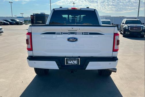 Oxford White 2022 Ford F-150 Lariat