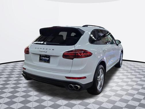 2018 Porsche Cayenne S