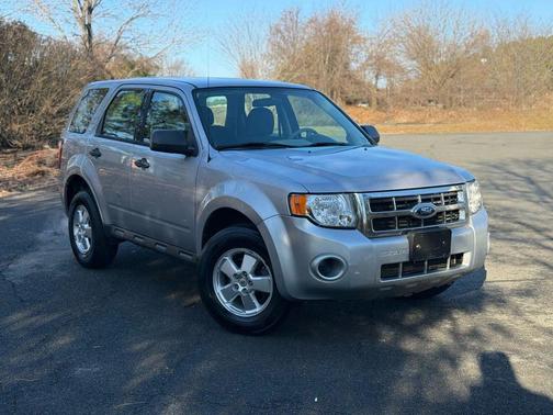 2011 Ford Escape XLS