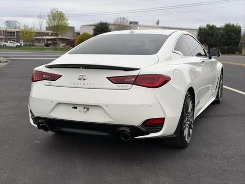2017 INFINITI Q60 3.0t Sport