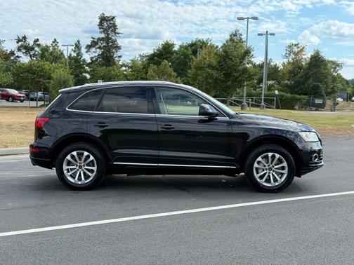 2013 Audi Q5 2.0T Premium Plus