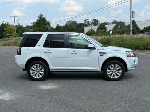 2013 Land Rover LR2 HSE Sport Utility 4D