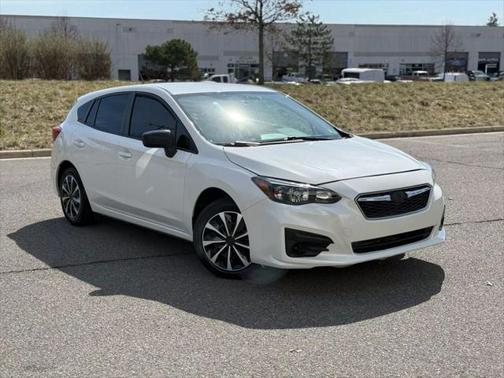 2017 Subaru Impreza 2.0i