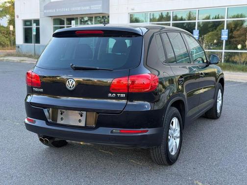 2012 Volkswagen Tiguan LE