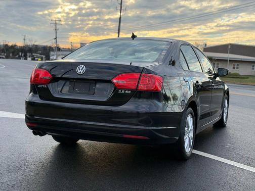 2012 Volkswagen Jetta SE