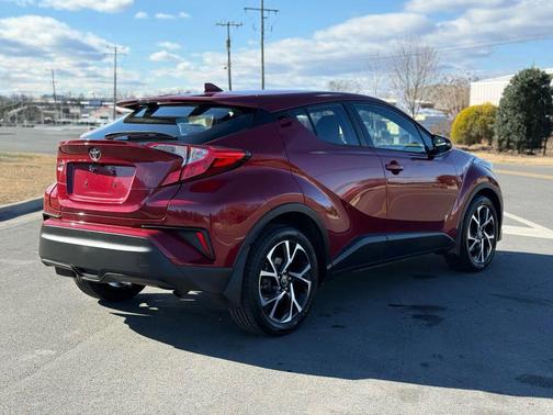 2018 Toyota C-HR XLE Sport Utility 4D