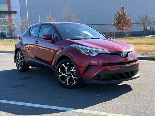 2018 Toyota C-HR XLE Sport Utility 4D