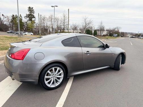 2014 INFINITI Q60 Base