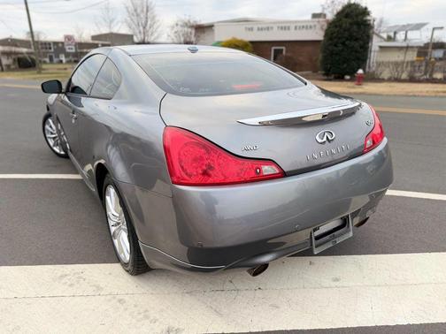 2014 INFINITI Q60 Base