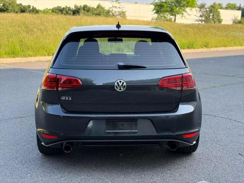 2016 Volkswagen Golf GTI 2.0T S 4-Door
