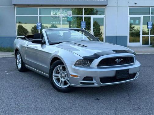 2014 Ford Mustang V6