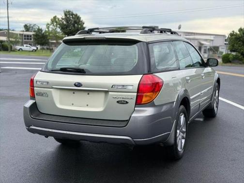 2005 Subaru Outback 3.0 R