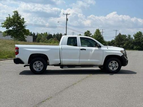 2014 Toyota Tundra SR5