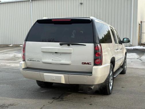 2014 GMC Yukon XL Denali