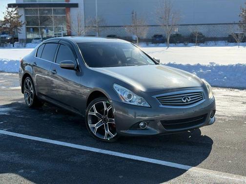 2011 INFINITI G37x Base