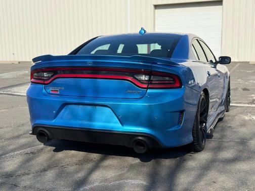 2016 Dodge Charger SRT Hellcat