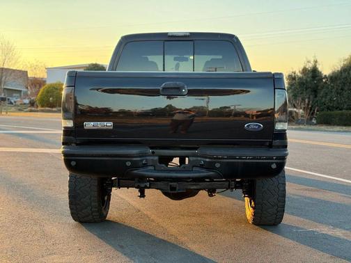 2006 Ford F-250 Lariat