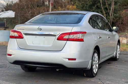 2015 Nissan Sentra S Sedan 4D