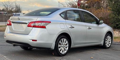 2015 Nissan Sentra S Sedan 4D