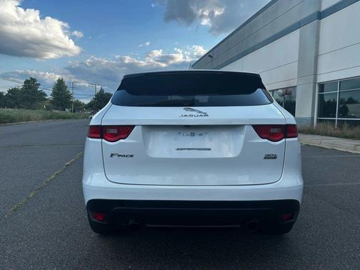 2019 Jaguar F-PACE 25t Prestige