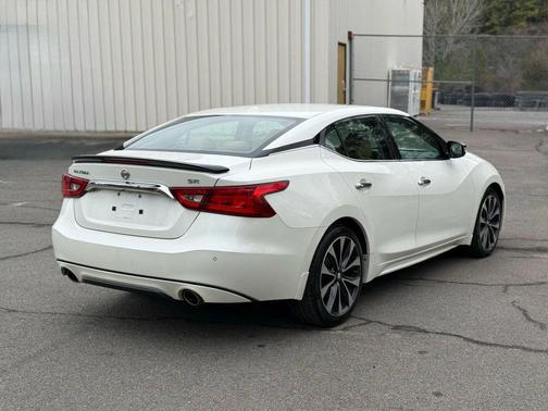 2016 Nissan Maxima 3.5 SR
