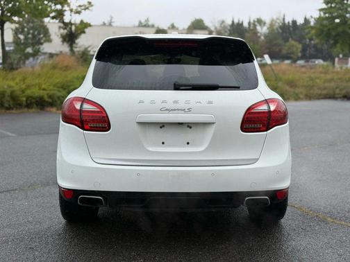 2014 Porsche Cayenne S