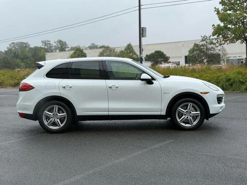 2014 Porsche Cayenne S