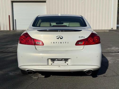 2013 INFINITI G37x Base