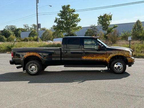 2004 Ford F-350 XLT Crew Cab Super Duty