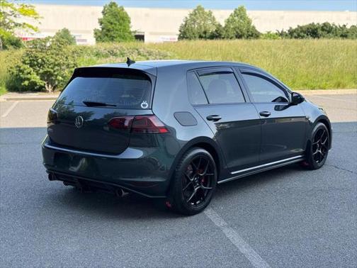 2017 Volkswagen Golf GTI 2.0T S 4-Door