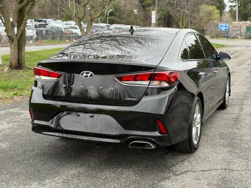 Phantom Black 2018 Hyundai SONATA Limited