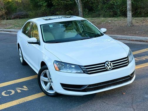 2012 Volkswagen Passat 2.5 SE