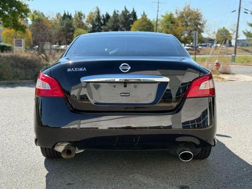2011 Nissan Maxima S