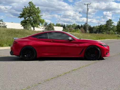 2017 INFINITI Q60 3.0T Premium