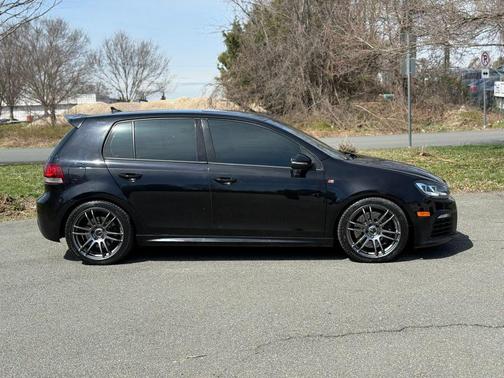 2013 Volkswagen Golf R 4-Door w/DCC & Navigation