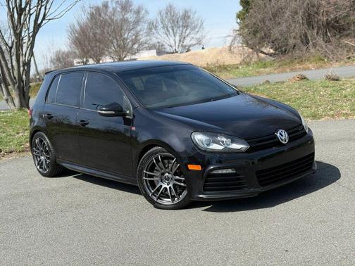 2013 Volkswagen Golf R 4-Door w/DCC & Navigation