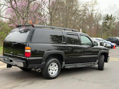2004 Chevrolet Suburban 1500 Z71
