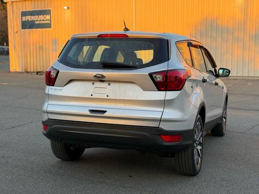 2019 Ford Escape S
