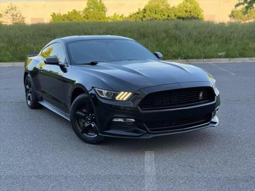 2017 Ford Mustang V6
