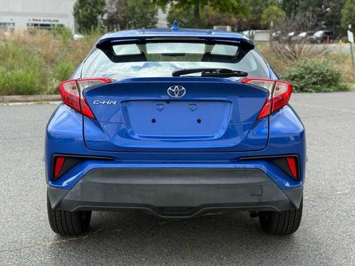 2019 Toyota C-HR XLE
