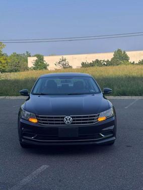 2016 Volkswagen Passat 1.8T S